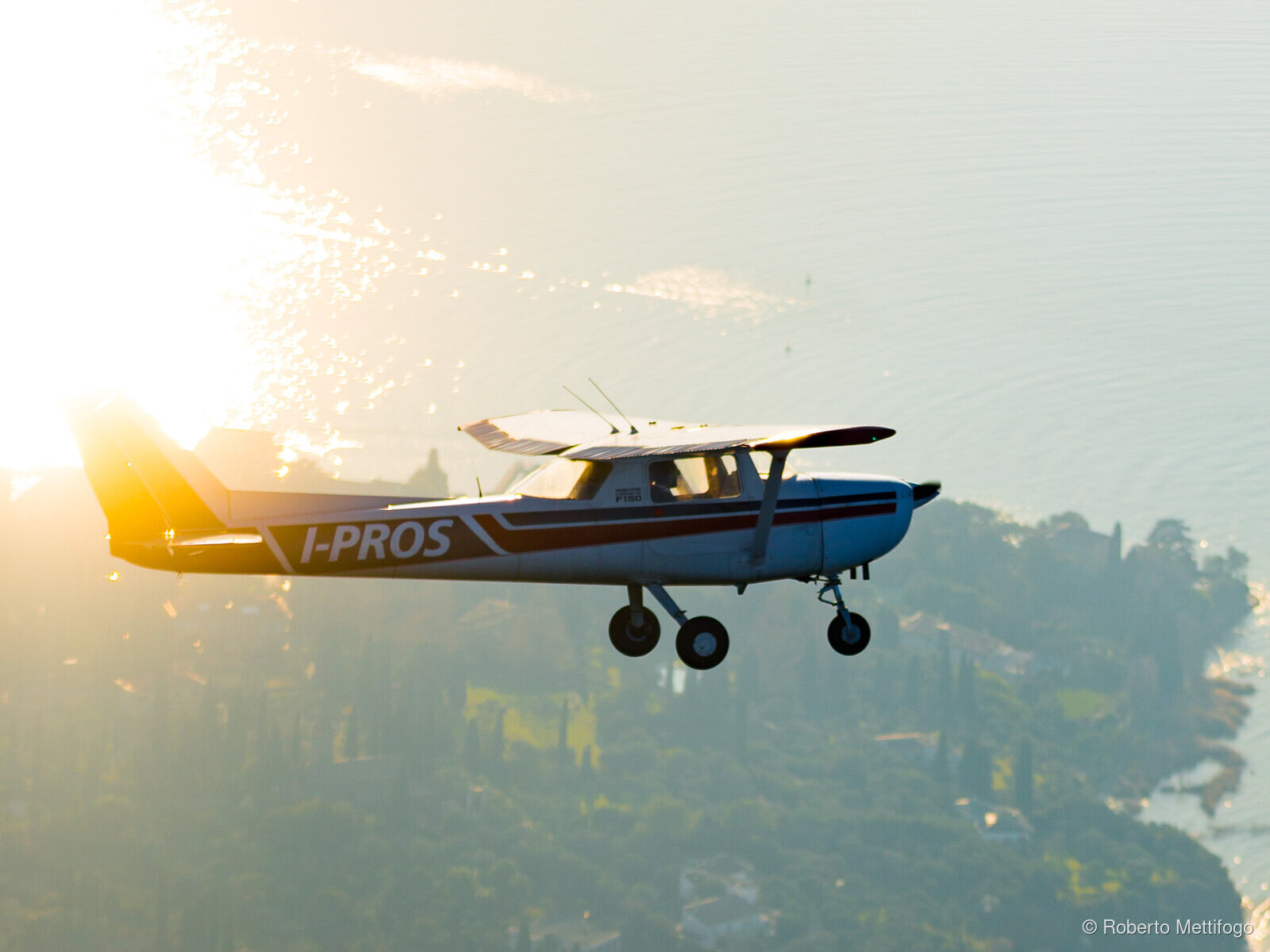 Fotografia di aviazione, aerei ed elicotteri, Roberto Mettifogo Luce² · Verona, Lago di Garda, Lessinia (07)