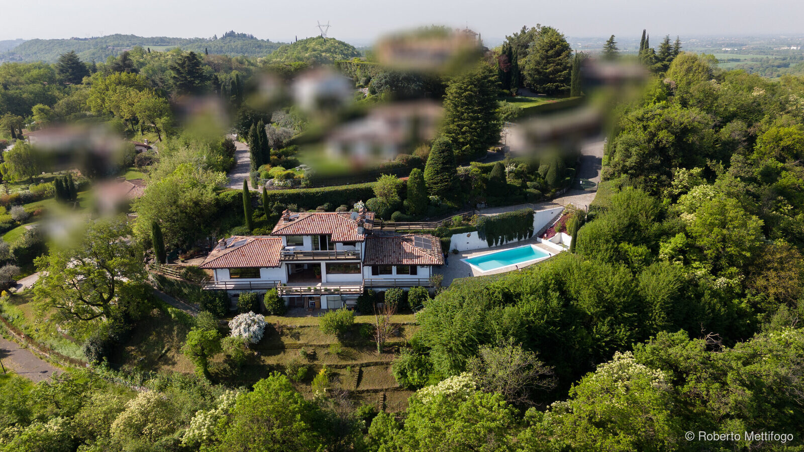 Fotografia immobiliare Roberto Mettifogo, Luce² · Verona, Lago di Garda, Lessinia (01)